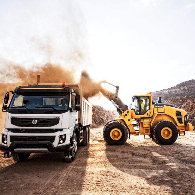 CARGADOR FRONTAL 4M3-VOLVO-L150H